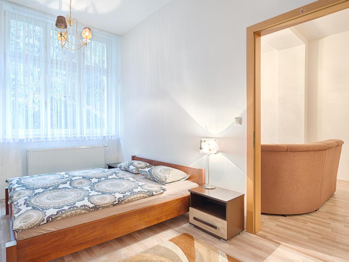 Apartments Valencia Karlovy Vary Extérieur photo